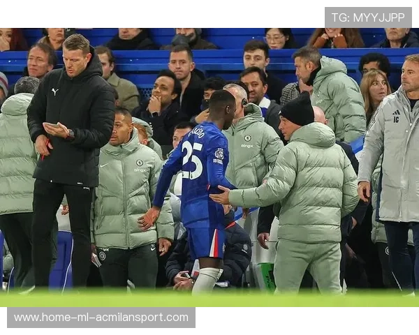 哈基米防守端领到红牌被罚下场，将缺席巴黎圣日耳曼下轮合练